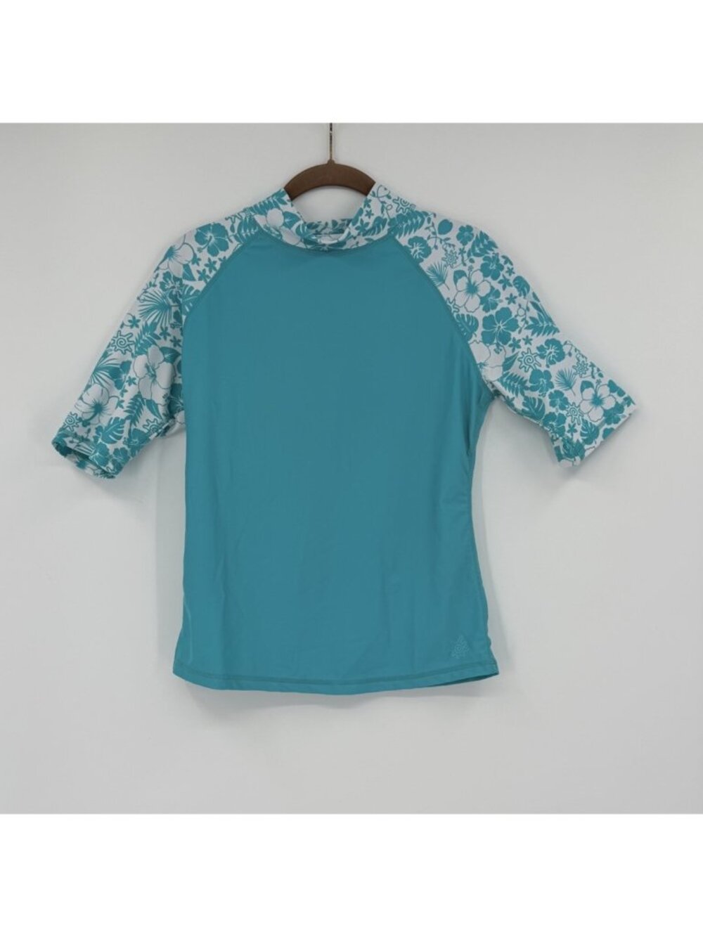 UV Skinz Aloha Short Sleeve Swim Shirt UPF 50+ Rash Guard Protection Size Small